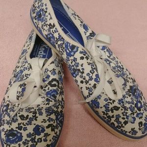 Keds with blue flowers size 7